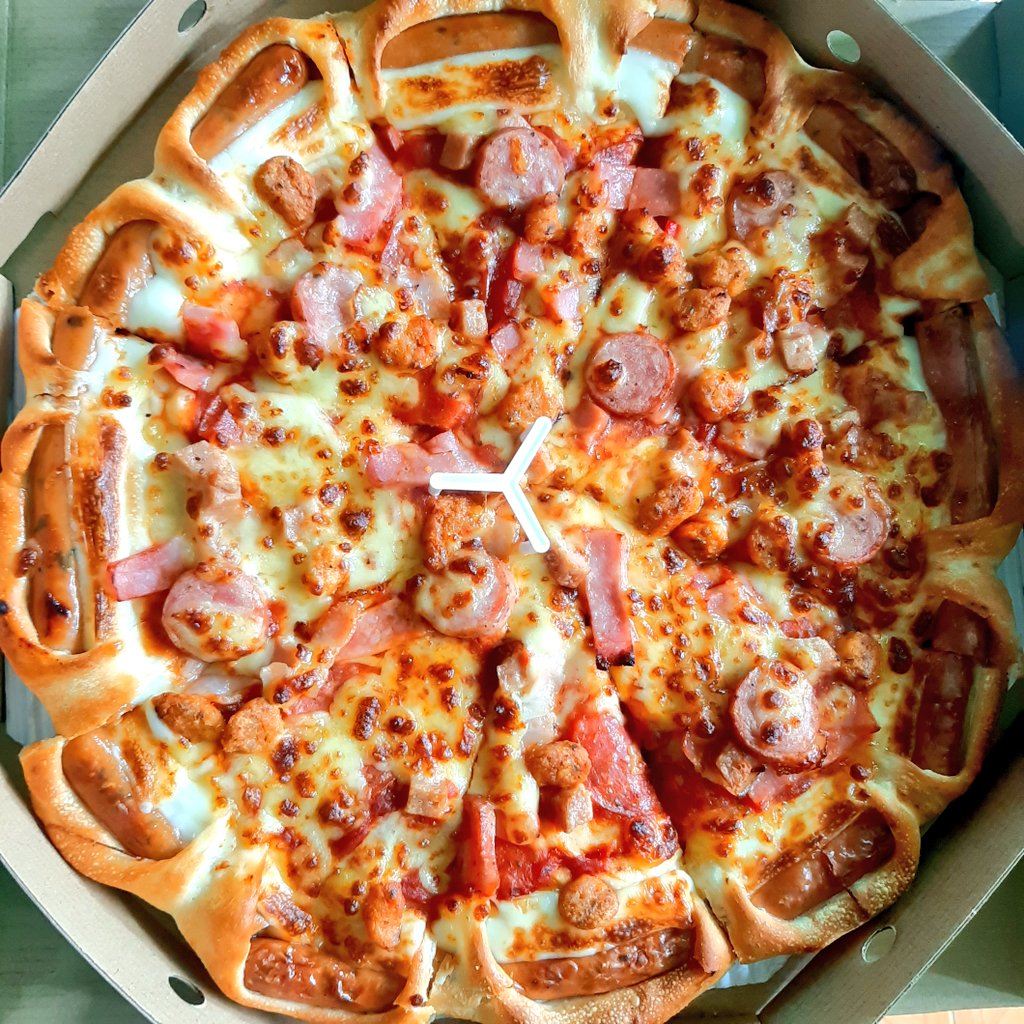 กินพิซซ่ากันเถอะ