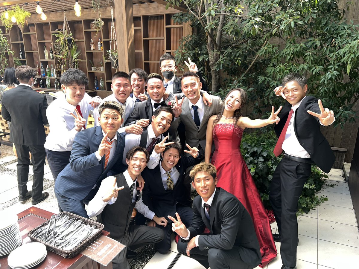 miwaaa1207's tweet photo. なお、こっちゃんおめでとう🍾㊗️ https://t.co/C5wcLoGqfD