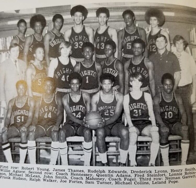 JoeAlmeida07's tweet photo. ⭐️Hank Smith-Brighton High🐅 1971-72(#31)...Class of ‘74🖤🧡 https://t.co/WNVViVgNvk