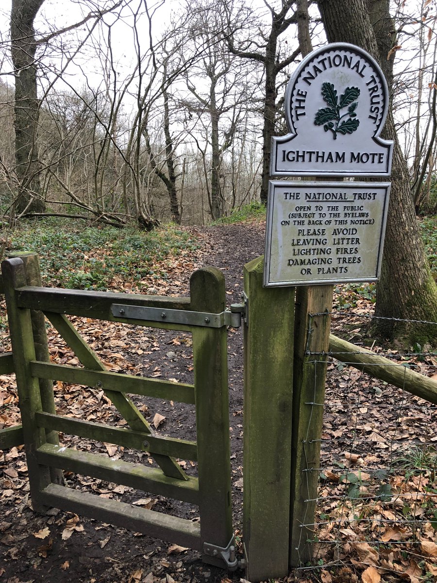 Top trips of 2022: One Tree Hill and Ightham Mote Circular Walk. 10.6 km starting from One Tree Hill Car Park

richardgower.com/blog/onetreehi…

#getoutside #trek <a href="/NTIghthamMote/">Ightham Mote</a> #kent