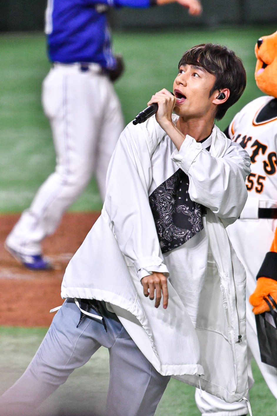 FcR_qMbaUAALUx9?format=jpg&name=large