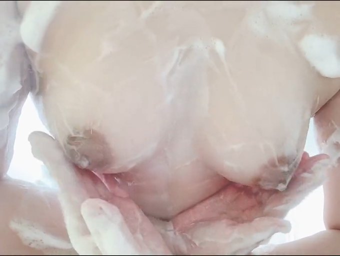 Close-up Twitter videos