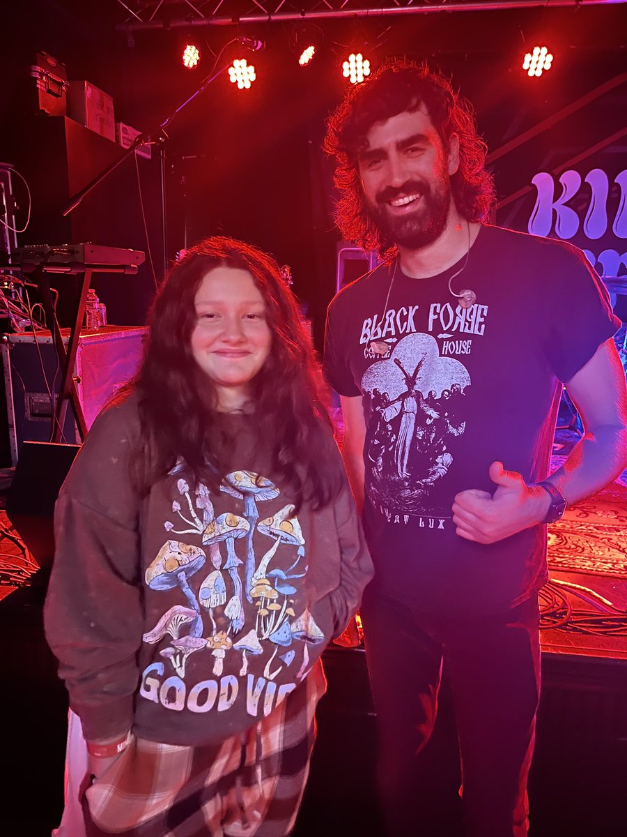 Patient46and2's tweet photo. @kingbuffaloband We fucking love you guys! Incredible set tonight in CT! You’ve been one of our favorite bands for years &amp; there’s no end in sight! Amazing musicians; equally amazing people! #KingBuffaloForever https://t.co/T7sjfjZB48