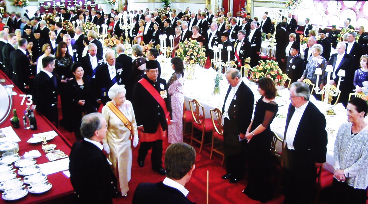SBYudhoyono's tweet photo. 1. Sebagai mantan Presiden Republik Indonesia, saya mengucapkan belasungkawa atas wafatnya Queen Elizabeth II pada tanggal 8 September 2022. Semoga beliau tenang dan damai di taman keabadian. *SBY* https://t.co/x4sG762coD