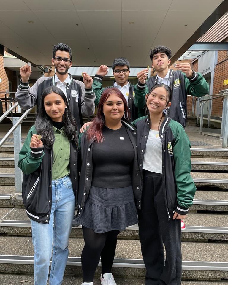 St Marys Senior High (@stmaryssenior) on Twitter photo Our Titration Team has performed very strongly today at the National Titration Competition, coming away with two gold medals π₯π₯ and four silver medals π₯π₯π₯π₯A massive thank you to Rosemary for all of her work with the team - congratulations to everyone! πππππ<a href="/credfern5/">Craig Redfern</a> Our Titration Team has performed very strongly today at the National Titration Competition, coming away with two gold medals π₯π₯ and four silver medals π₯π₯π₯π₯A massive thank you to Rosemary for all of her work with the team - congratulations to everyone! πππππ<a href="/credfern5/">Craig Redfern</a>