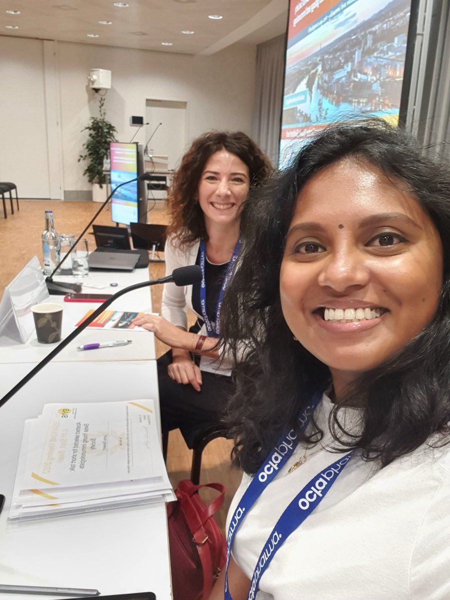 Happening NOW: @LatorreDanielaa & @Sindu_krishn chairing the SYIS session at the joint SSAI/ICHS Congress! #infection #immunity #youngscientists @y_efis