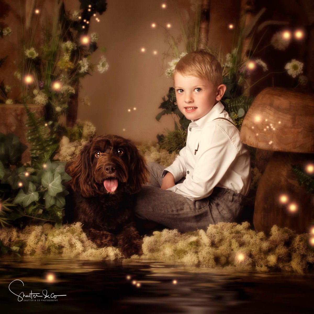 shutter_co's tweet photo. Leo and his best friend 🥰📸🐾

 #cockapoo #cockapoolove #cockapoolife #cockapoosofinstagram #photoshoot #photooftheday https://t.co/Bi8yr3YgBh