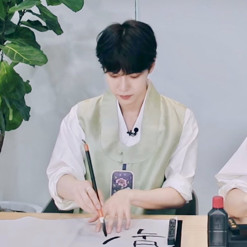 แฮปปี้ชูซอกค้าบ ขอให้เบบิ๋ได้กิมของอร่อยเยอะๆเลยน้า แข็งแรงๆพักผ่อนเย้อๆ👼🏻🐰☁️♡♡