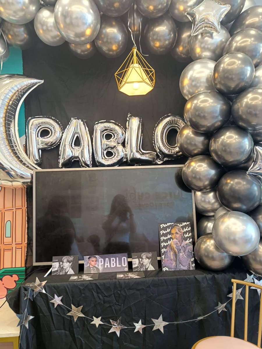 thepablohouses's tweet photo. Luzon, Visayas, Mindanao are ready 😏 Our online CSE is now having a fun time at Zoom! 

How are you? 🥳

Tweet with us using the hashtag, 
#PLAIROnLuzViMinCSE
#SB19_PABLO 

PABLO DaysB4Color 
@SB19Official #SB19  
@imszmc https://t.co/iZlt7Zz1nG