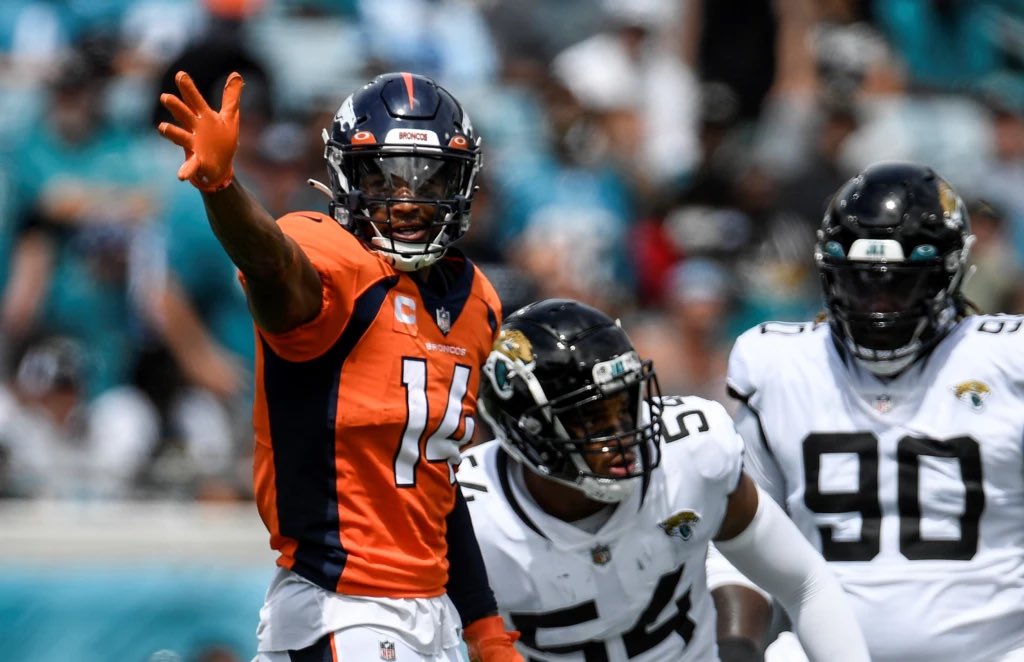 CoachBrockAGS's tweet photo. Broncos show London a proper blow out traveling across the pond to play the Jaguars.
• Broncos - 44
• Jaguars - 21
#AGS4PC https://t.co/WlJ71EXAqT