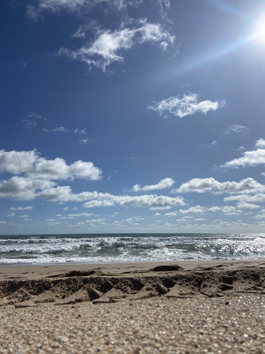 americajaimec's tweet photo. Mi top hoy, día de playa 🏖 https://t.co/HcRPjeybvT