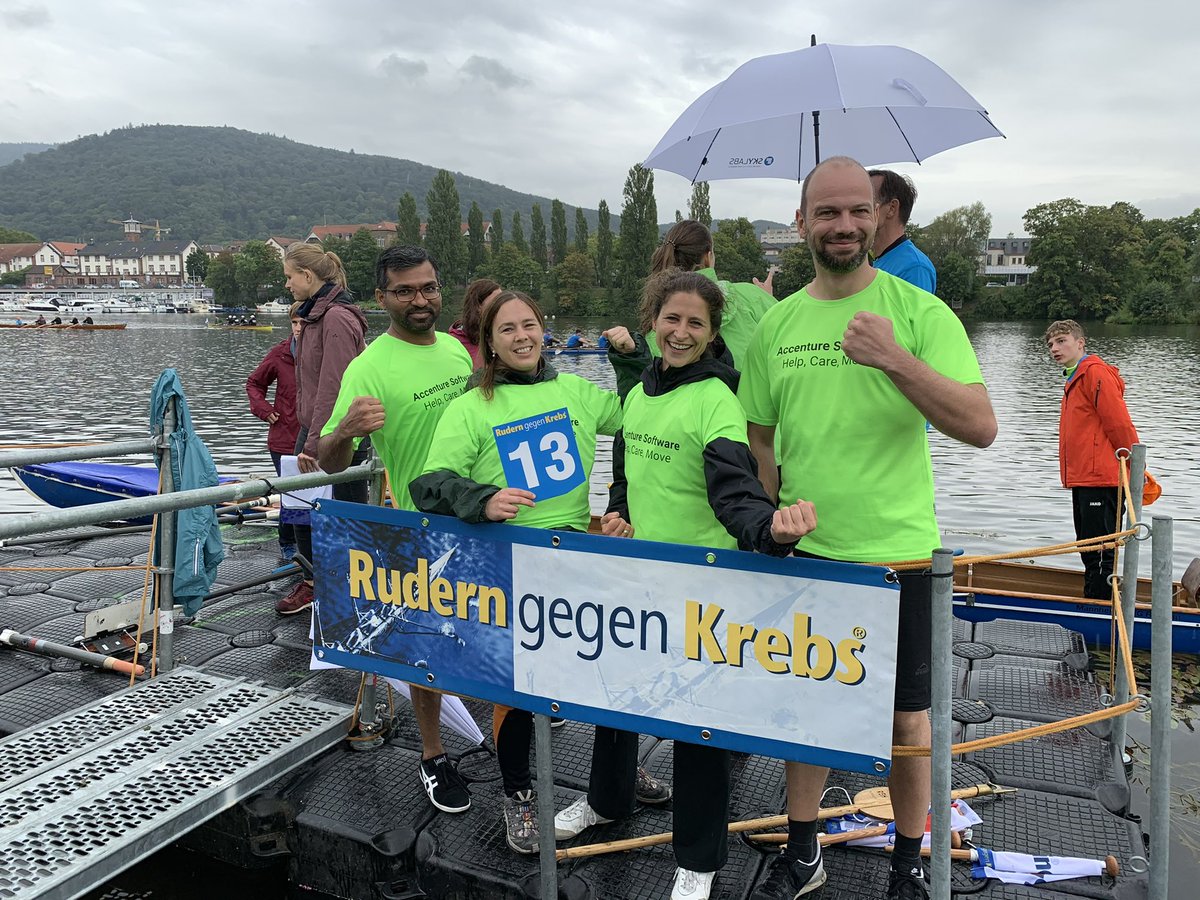 StruemperS's tweet photo. Another #RudernGegenKrebs / #RowingAgainstCancer where it rains cats & dogs 🐶🌧🐱 But there is hope: it‘s forecasted to stay dry when the #ASWHCM team has the first race at 11am. Whishing all teams and supporters a fun day.
#HCMrow #accenturemoments #WeAreASWHCM #Heidelberg https://t.co/HQGJDItn1F