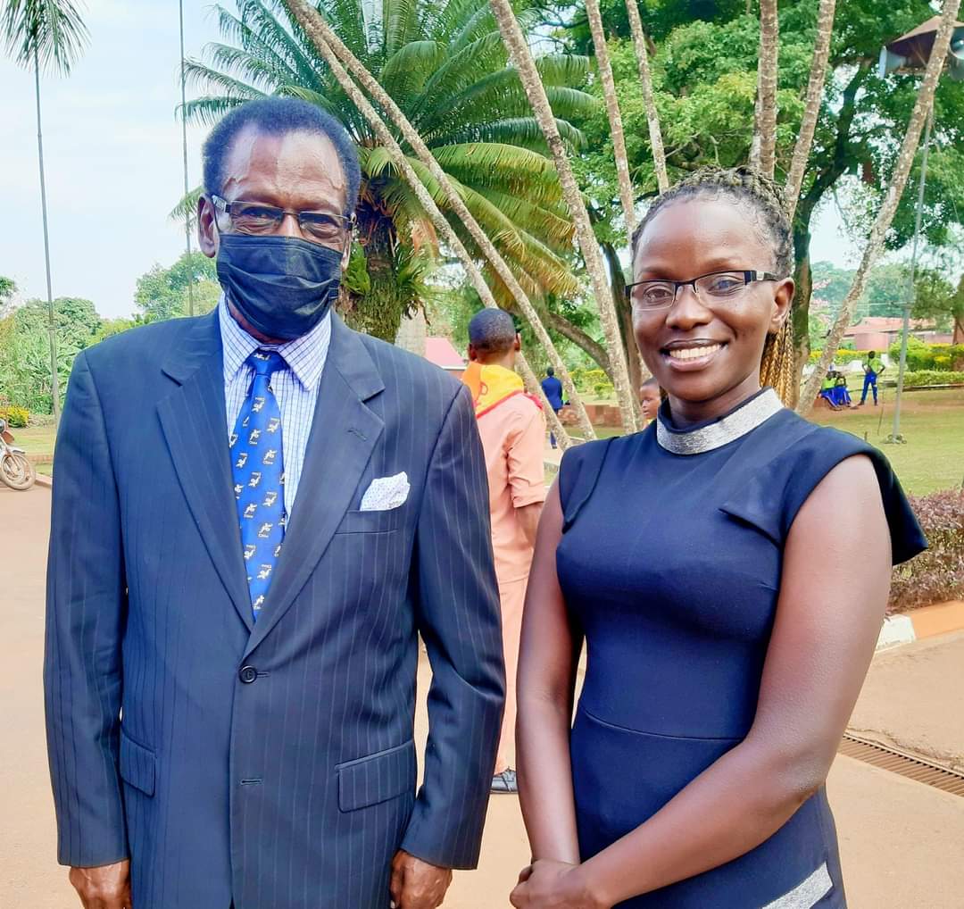 Namutyaba1's tweet photo. Owek J.G Mulwanyamuli Ssemwogerere former Katikkiro 1994-2006 and he was a great revolutionary. Abagave tumwenyumirizamu for the 11 years he served and protected the King.
Tusibuka Katende Mawokota (Mpigi).
#Lugave
#BlessedWeekend https://t.co/oSQB5e1AKr