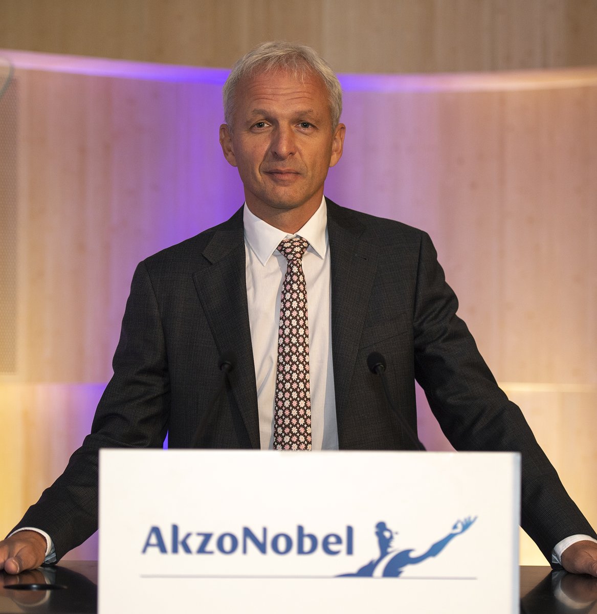 Shareholders at the September 6, 2022 EGM have approved the appointment of new <a href="/AkzoNobel/">AkzoNobel</a> CEO Gregoire Poux-Guillaume as a member of the company’s Board of Management, effective November 1, 2022. Learn more: akzo.no/EGM-New-CEO 

#AkzoNobel