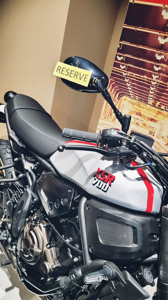 Kumapixel's tweet photo. J-14... 🏍 #xsr700 https://t.co/EkqOdsAQVd