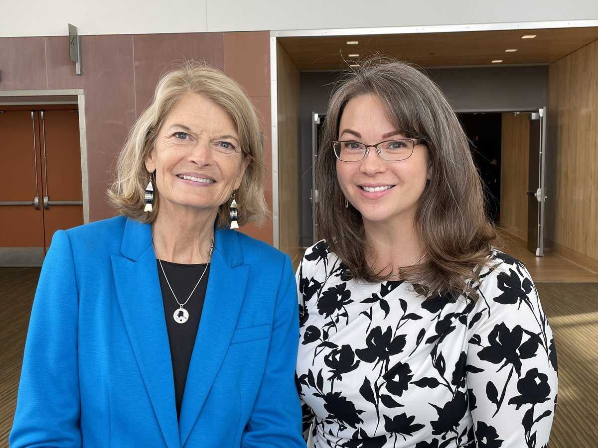 arcticf0x1's tweet photo. @lisamurkowski Infrastructure Grant Symposium last Wednesday to coordinate &amp; communicate #IIJA #BIL funding. Love what we do for #Alaska https://t.co/dbcyOEkxXs