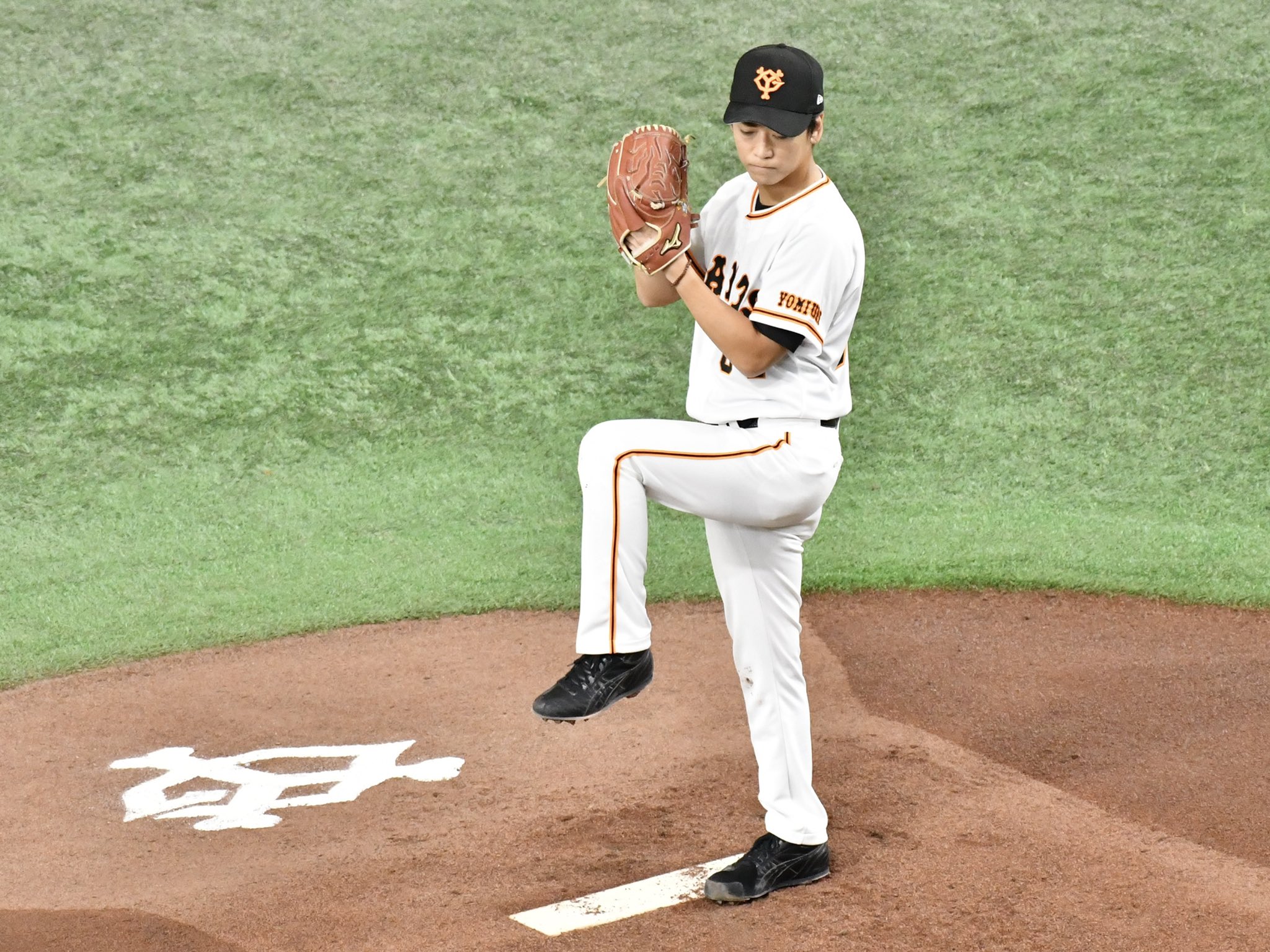 FcRiojeacAEV502?format=jpg&name=large