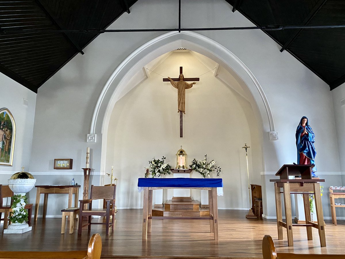 alanwedesweiler's tweet photo. Peace and Calmness.
Our Lady of The Nativity Catholic Church this afternoon before the Vigil Mass.
Saturday 10th September 2022 https://t.co/GAnFD7tfLE