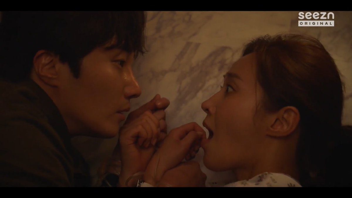 cloudramas's tweet photo. i like them even more as they started to work more closely aaaaa i didnt expect their chemistry would be this good. i enjoyed watching it so much!! and i just know this is their second project together as main leads?? omg this is one of a kind!
#GoodJobEp3 https://t.co/pTtbr17mFj
