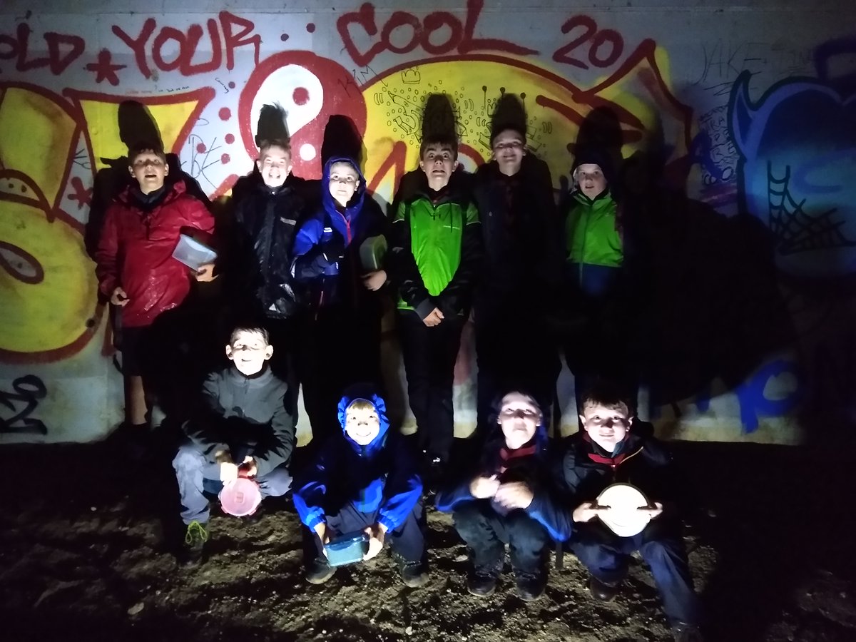 Storm shelter !
<a href="/SdnNorthScouts/">Swindon North Scouts</a> @ScoutsWiltshire <a href="/1stBlunsdonCubs/">1st Blunsdon Cubs</a> @athenaesu
 #SkillsForLife #BePrepared #Scouts #iscout #Scouting