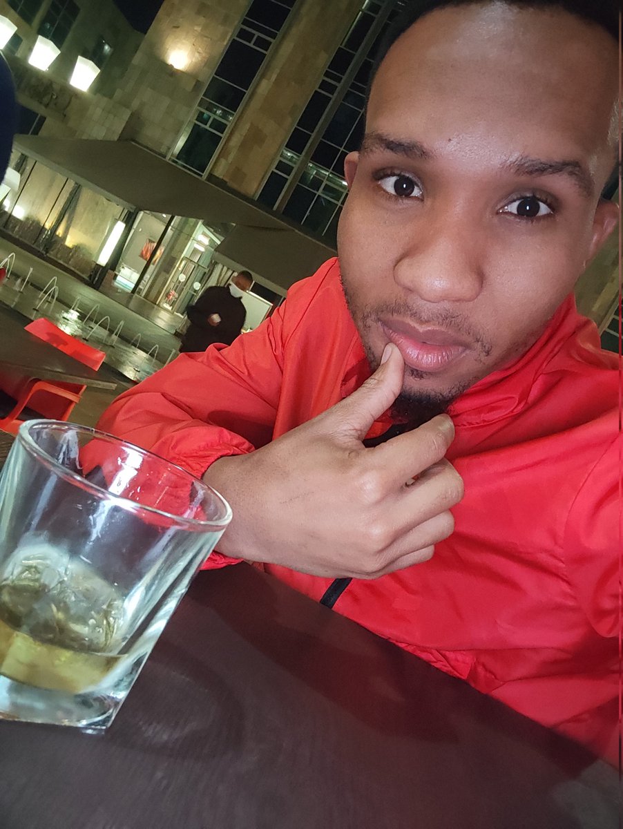 🍷🍽️🍷
