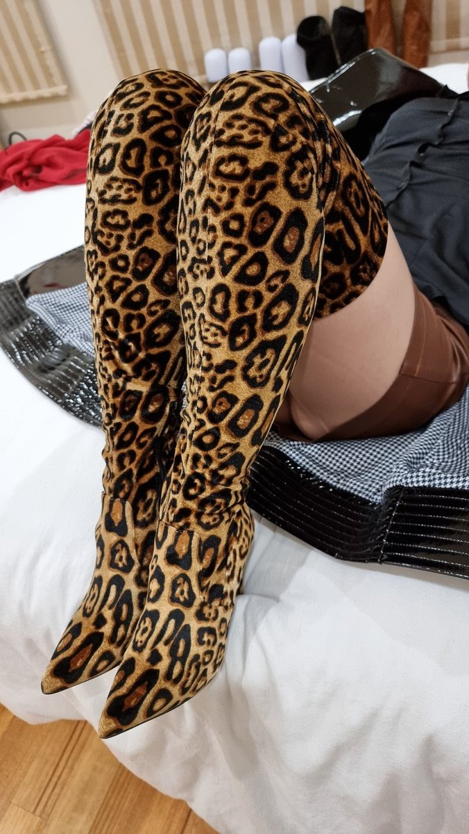 Str8_Seams's tweet photo. Can you get too much leopard I wonder 🤔? Re-tweet if you want more !!   🐆😈😇🤗😘 https://t.co/rOKqqREQBl