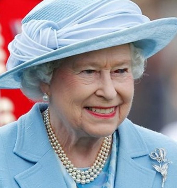 Alvingy3's tweet photo. turut berduka cita atas meninggalnya 
RATU ELIZABETH 
semoga di tempat kan di sisi tuhan YESUS KRISTUS✝️Aamiin https://t.co/3iRxTKcXYr