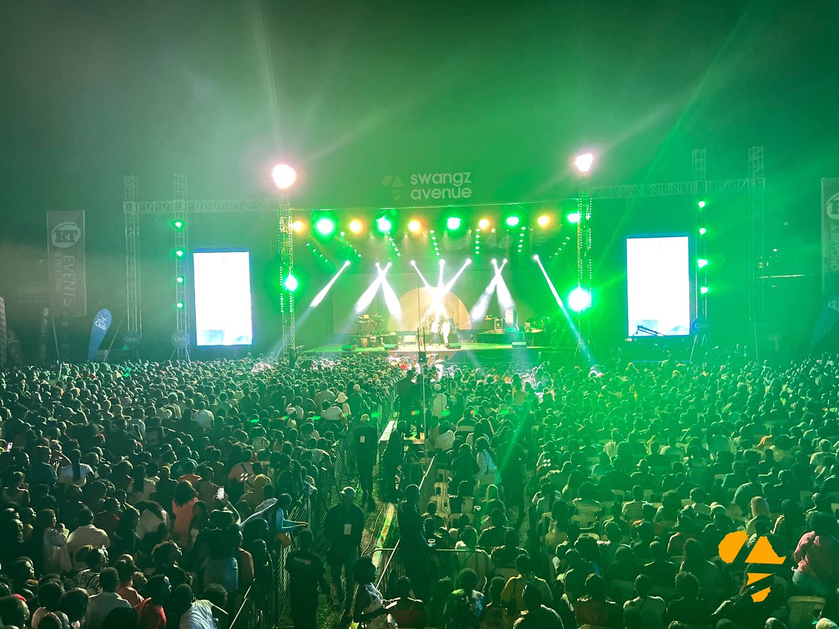SirLoope's tweet photo. God Did It for @FirebbyUg .. The concert was successful. Thanks to all that showed up for the #FireConcert. Ugandans still love their own. https://t.co/FKLkVHPkfc