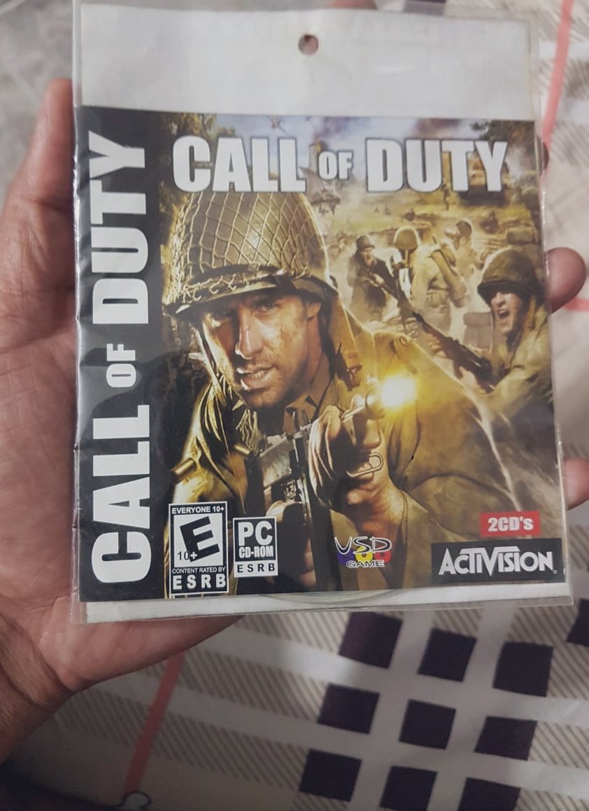 AbdulMedellinn's tweet photo. Girl this game doesn’t have cracks on the CD for almost a decade time imagine your heart with me...☺️
PUBG and Freefire so called gamers don’t know what it’s #CODOne https://t.co/0Ucr98cwBP