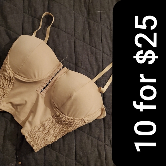 seretailexpo's tweet photo. So good I had to share! Check out all the items I'm loving on @Poshmarkapp from @sheripower #poshmark #fashion #style #shopmycloset #costumeconfidential #swigs: https://t.co/Ve4BThCzE0 https://t.co/X7TDLxogC8