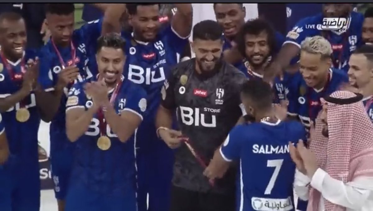 falwahbinsaeed's tweet photo. شخصياً اعتبر هالموقف أهم من البطولة 💙👏🏻
الحمد لله على نعمة #الهلال 
 #كأس_سوبر_لوسيل https://t.co/Lojd8QlGQC
