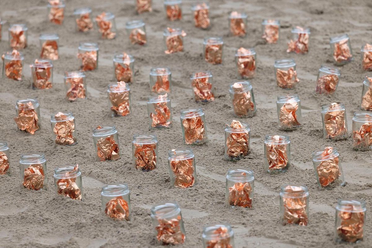bsidefest's tweet photo. Rise and shine! 🌤

We’ve got another jam-packed day of art and activities at #bside22

Get crafty in workshops by @caitlin_akers and @kevo_stero, dive into #AR at the iconic #Portland Bill and discover what these 300 jars stand for with @panagiotou_john. https://t.co/NoPhtquzKv