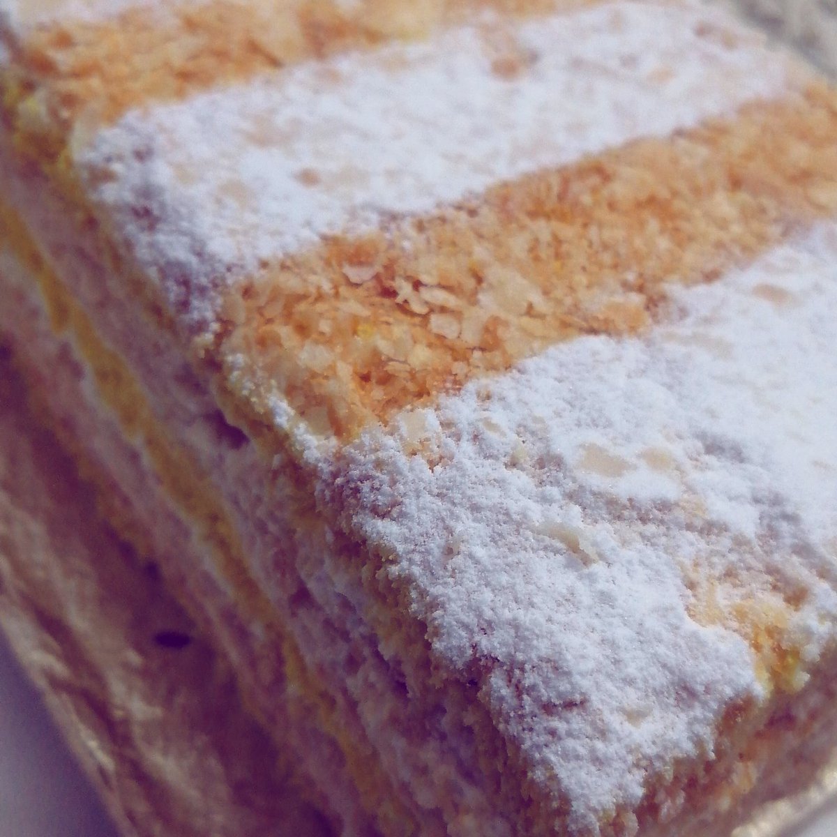 TaimoorZulfi's tweet photo. WAFER CAKE
#lahore #food #taimoorzulfi #vlogger https://t.co/IBKemx6ggg