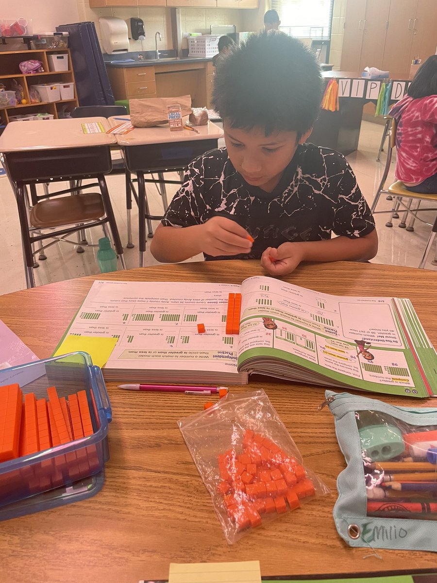 Jennifer Zanayed tweet media