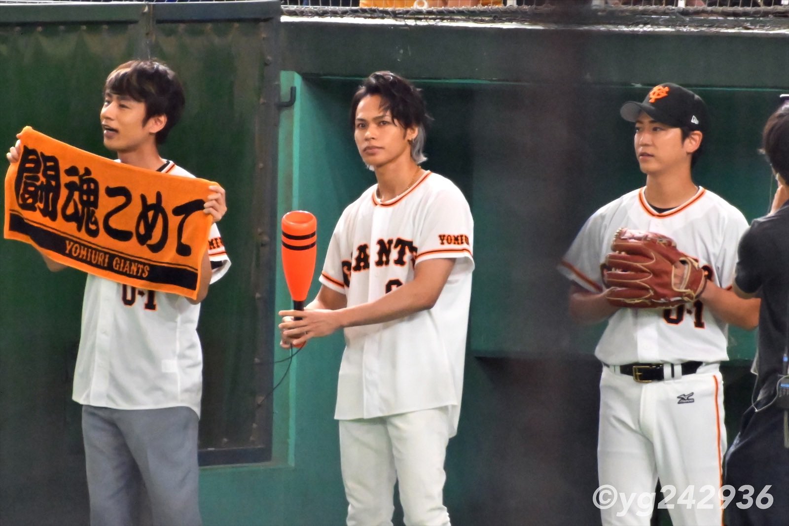 FcS0JRSaAAIix3w?format=jpg&name=large