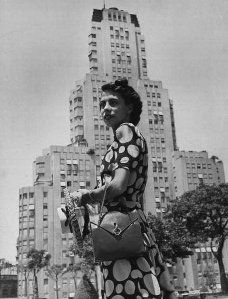 jatustein's tweet photo. #ciudaddebuenosaires #EdificioKavanagh #architecture #Argentina #photography https://t.co/bOJjZS4cOr
