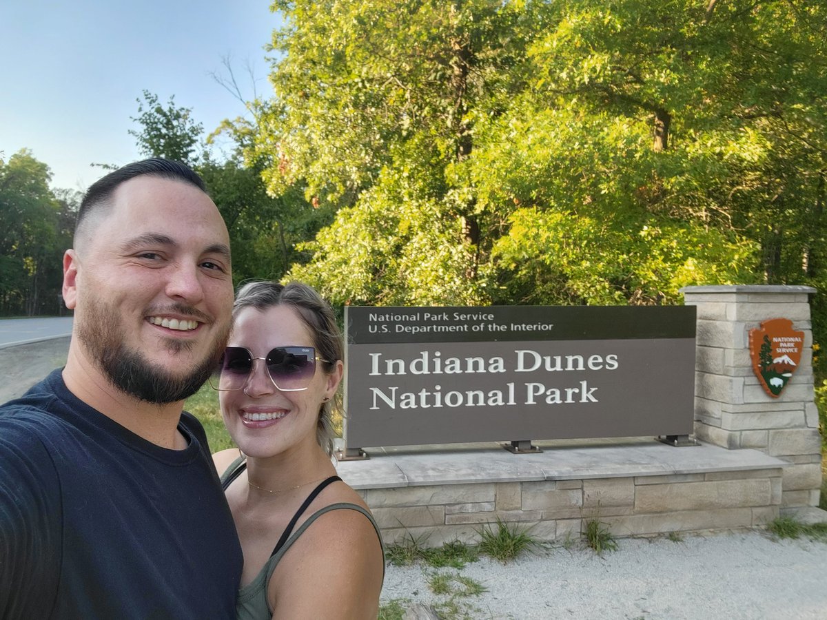 MisterJohnnyV's tweet photo. Indiana has been great so far! @IndianaDunesNPS was gorgeous! Ready for @IndianaBeach #HopsandCoasterDrops today! https://t.co/xRYMxy51Qh