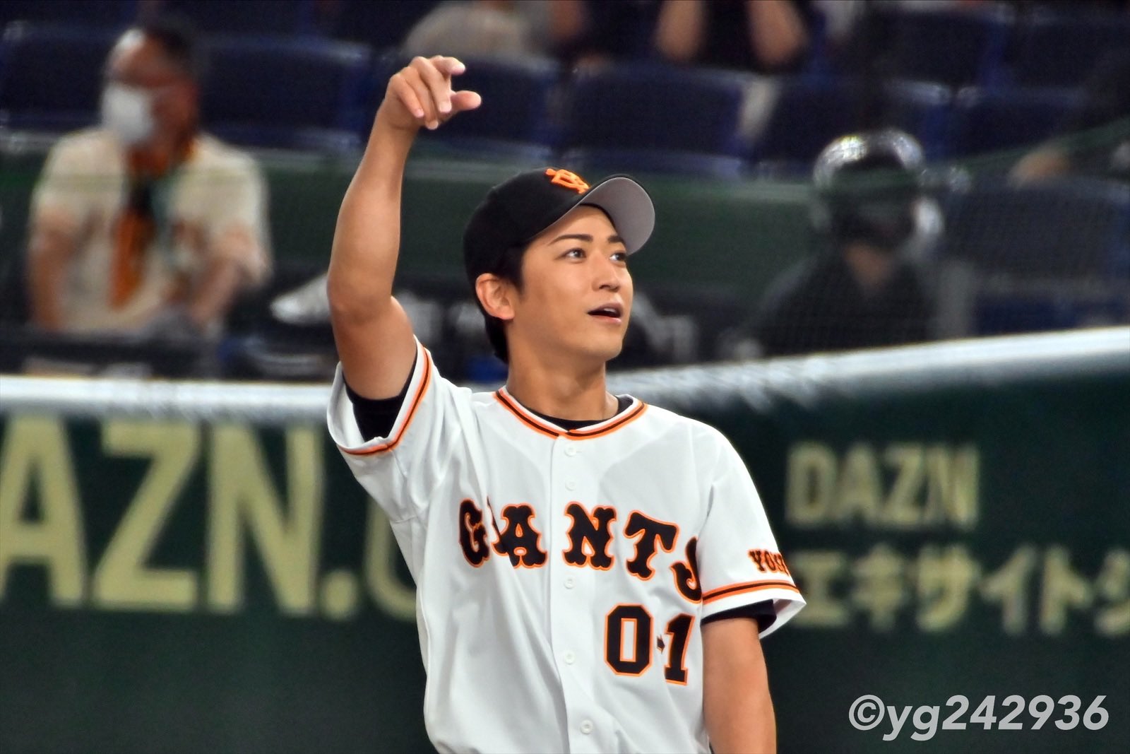 FcS1LkdacAAwGKH?format=jpg&name=large