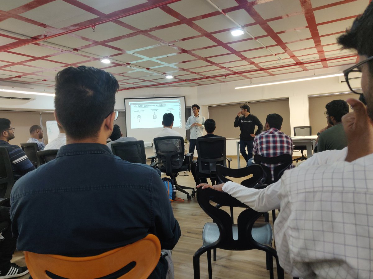 titaniumals's tweet image. Great meeting up, brainstorming on all things Web3 startup n community building with @abhi_kucheria @pingpunit @rickandeth @yashjhade n Abhijeet .

🙏 @eChaiVentures n @malavwarke for organising this.

Loads of networking, my Saturday is sorted

CC: @KohliGaneev @saumay_agrawal