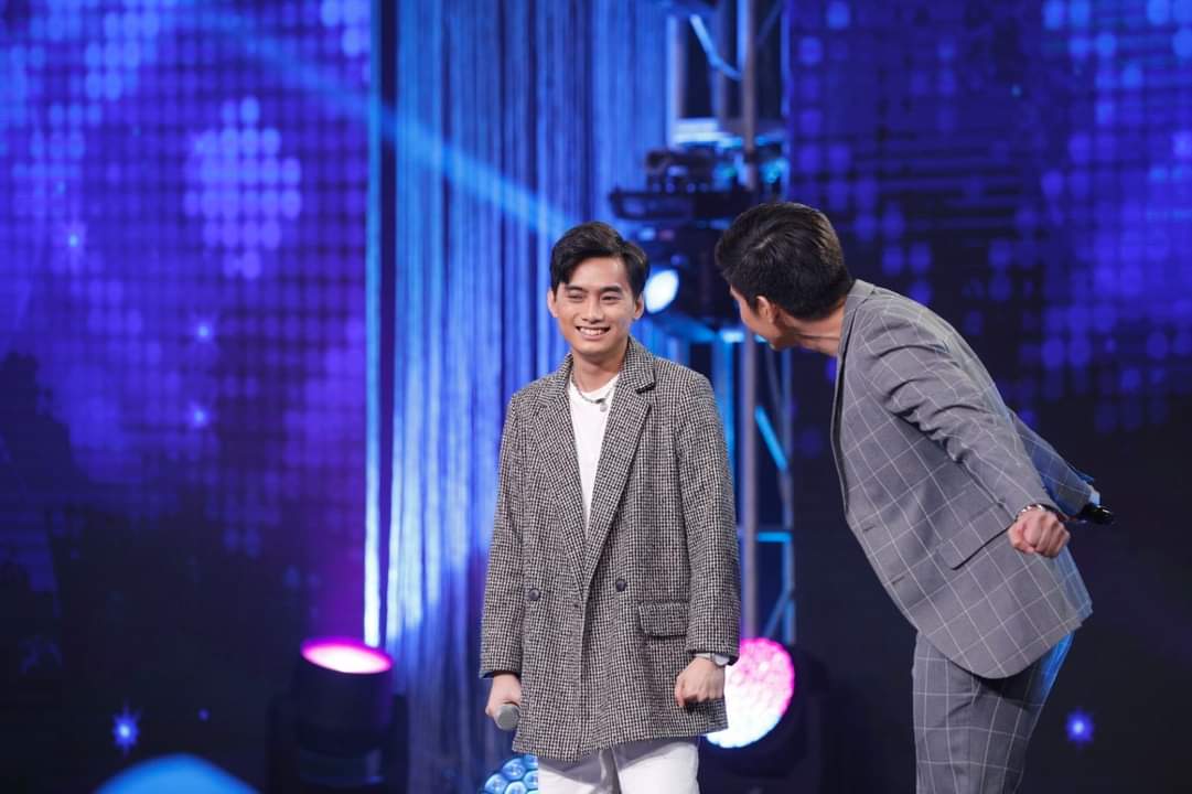 denniscute_'s tweet photo. Ampogi at cute naman ng loves 😍💛@brynchong
#BryanChong
#Bryanatics
#IdolPH2Showstoppers https://t.co/tyx9cvOm3T