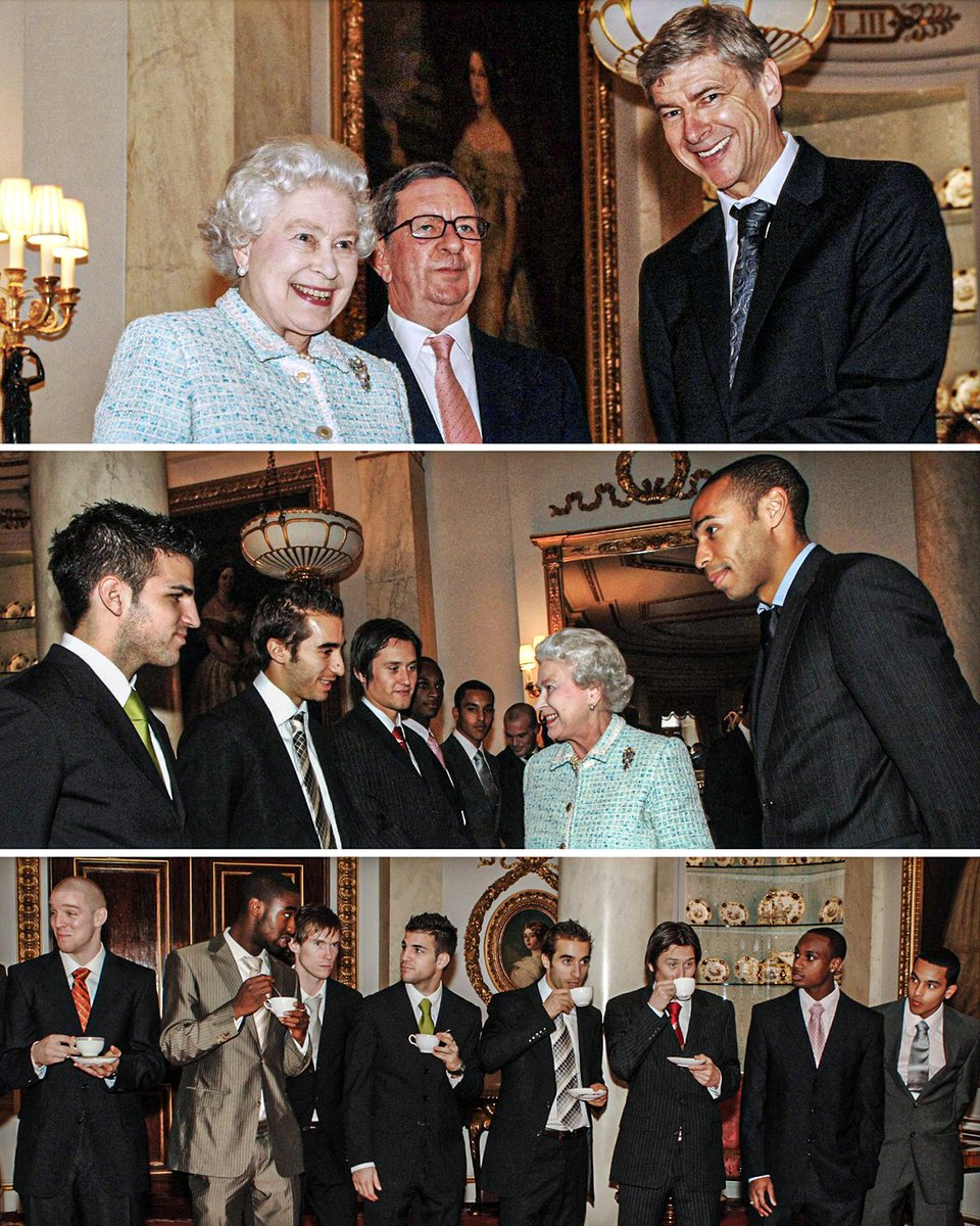 ESPNFC's tweet photo. Arsenal were the first and only Premier League football club to ever be invited to Buckingham Palace for afternoon tea with the Queen ☕ https://t.co/YGiestehfu