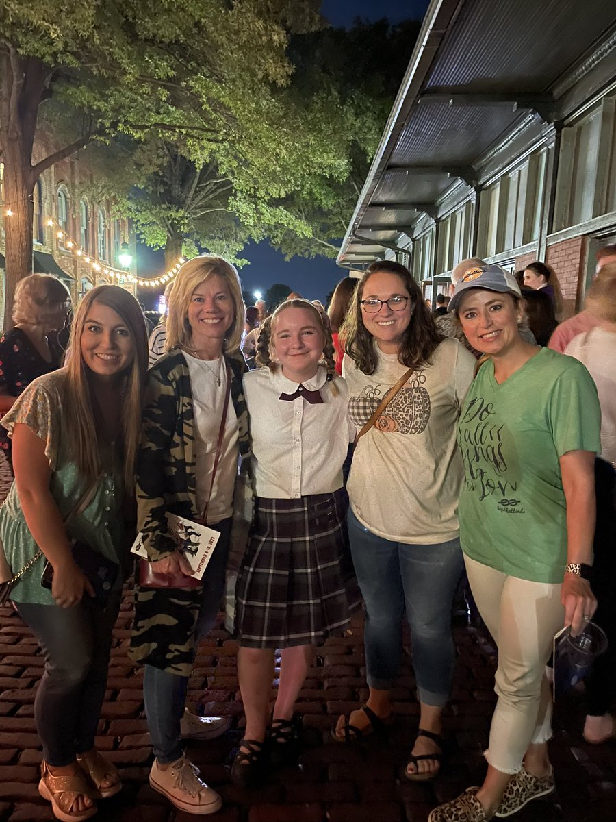 aelepisto's tweet photo. We loved seeing Annie in School of Rock at the Markethouse Theater!

#northnation https://t.co/aAGeerZ2pp