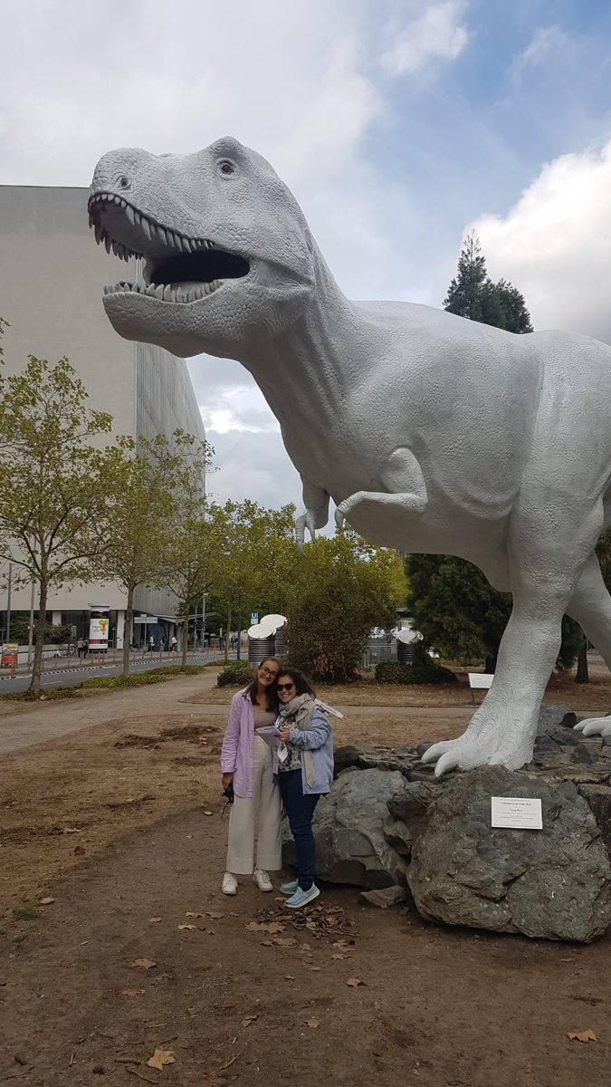 mathcitymap's tweet image. Today, Simone gave a presentation on #mathcitymap during the @asymptote_eu ISP. Afterwards, the students experienced a #mathtrail @goetheuni Bockenheim campus. 📐🌳🤍
#iteachmath @kmkpad @Erasmus_DAAD @Erasmus_Project