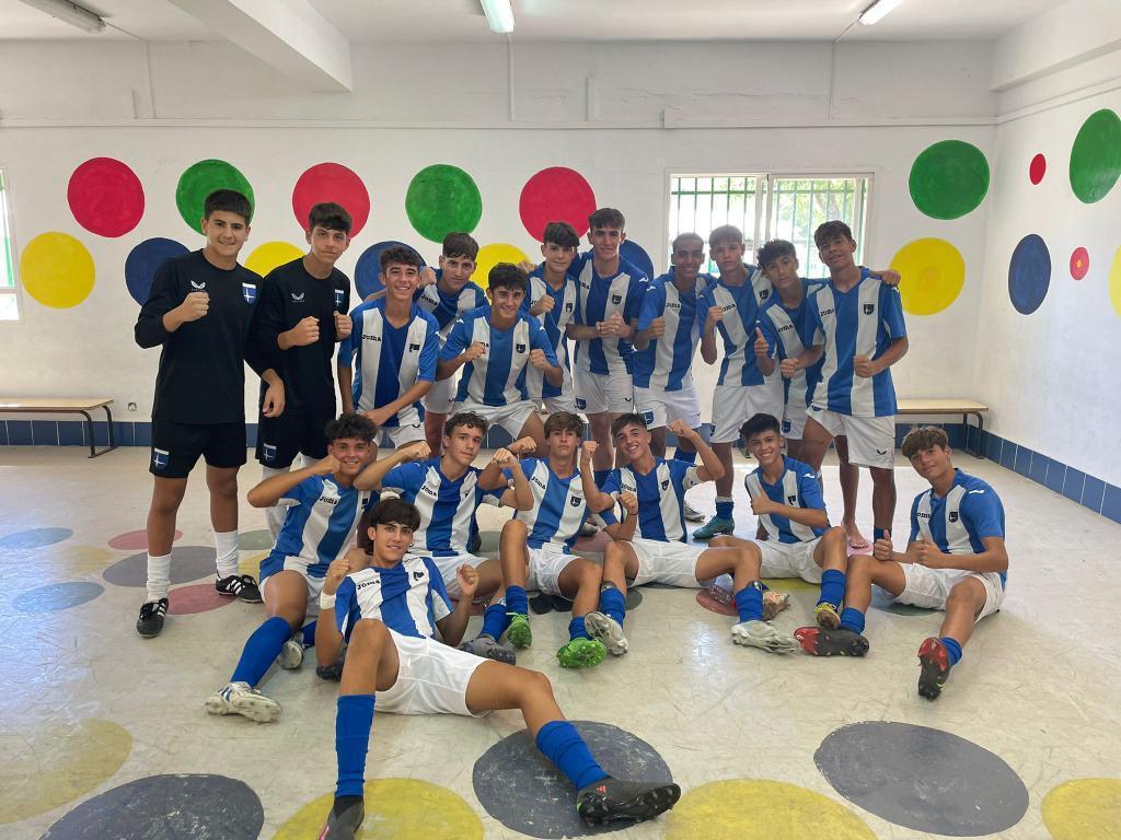 canterasfc10's tweet photo. ☺️✅ La primera de muchas!!

#CDAltair https://t.co/EC3ik4Q28M
