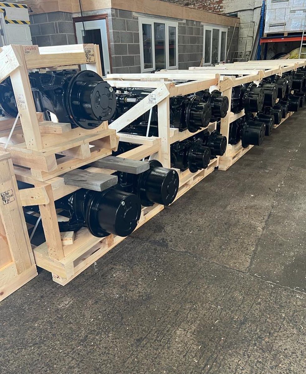 MurraysDPS's tweet photo. We are back !!! First post for a while.
But we are still keeping ourselves busy 👌
Here are few different sized packing cases that we have been building for customers this week.
#heavyduty #recycle #recyclable #cardboard #packaging #packingcases #packagingdesign #liverpool https://t.co/2II8D8C9LE