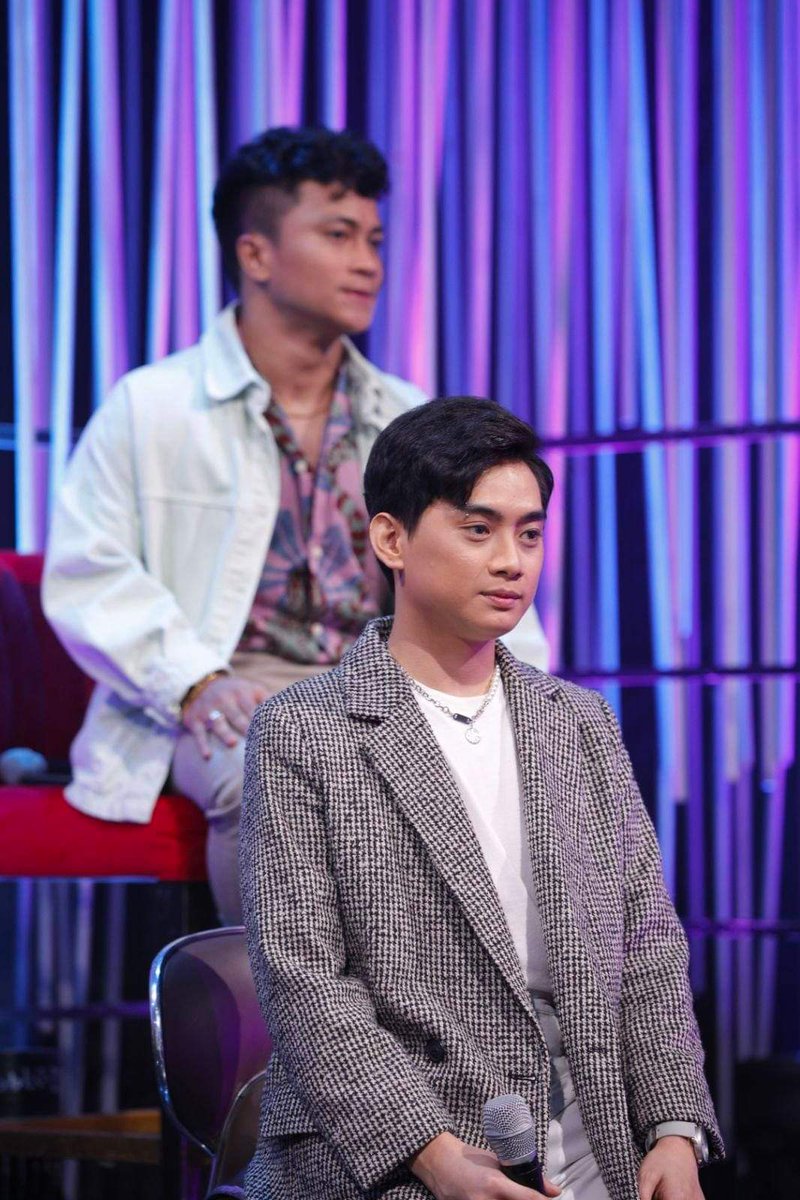 denniscute_'s tweet photo. Hindi ka namin iiwan loves @brynchong
🥰
#BryanChong
#Bryanatics
#IdolPH2Showstoppers https://t.co/pv0OqCUlsq
