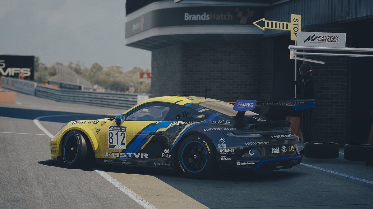 Monturas listas para arrancar la temporada!

Donde les veremos?

👀

#GoFastVR
Carbobrake.com/sim-racing