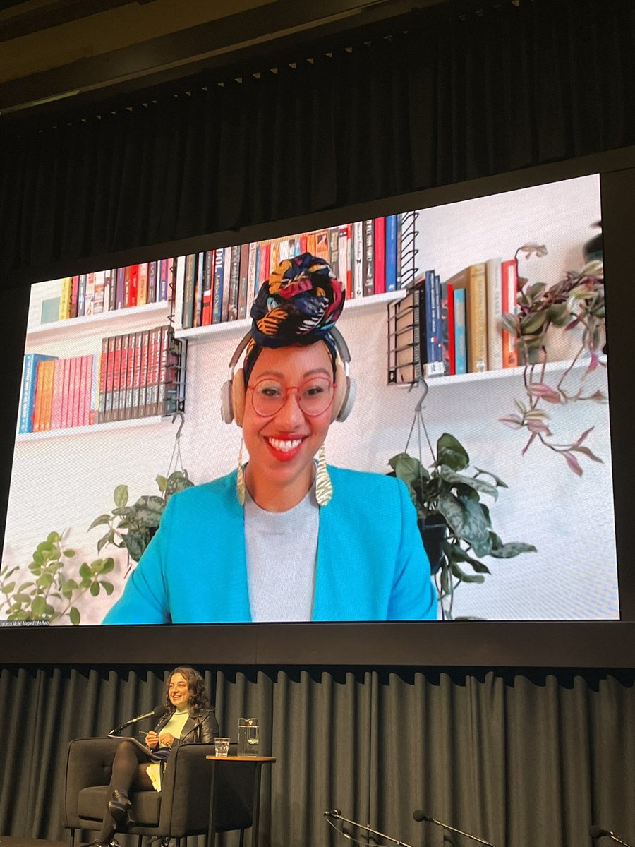 ShanWValentine's tweet photo. A wholesome Saturday at @MelbWritersFest feeling very inspired and validated as a writer and (almost) journo, and as a woc, feminist, immigrant, and book nerd! #MWF22 @sarahbmalik @TasChop @antoinette_news @yassmin_a #jackiehuggins @wheelercentre https://t.co/gVF6UcGXWU