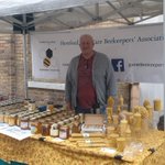 Photo by Hertford and Ware Beekeepers Association (@HWBeekeepers)