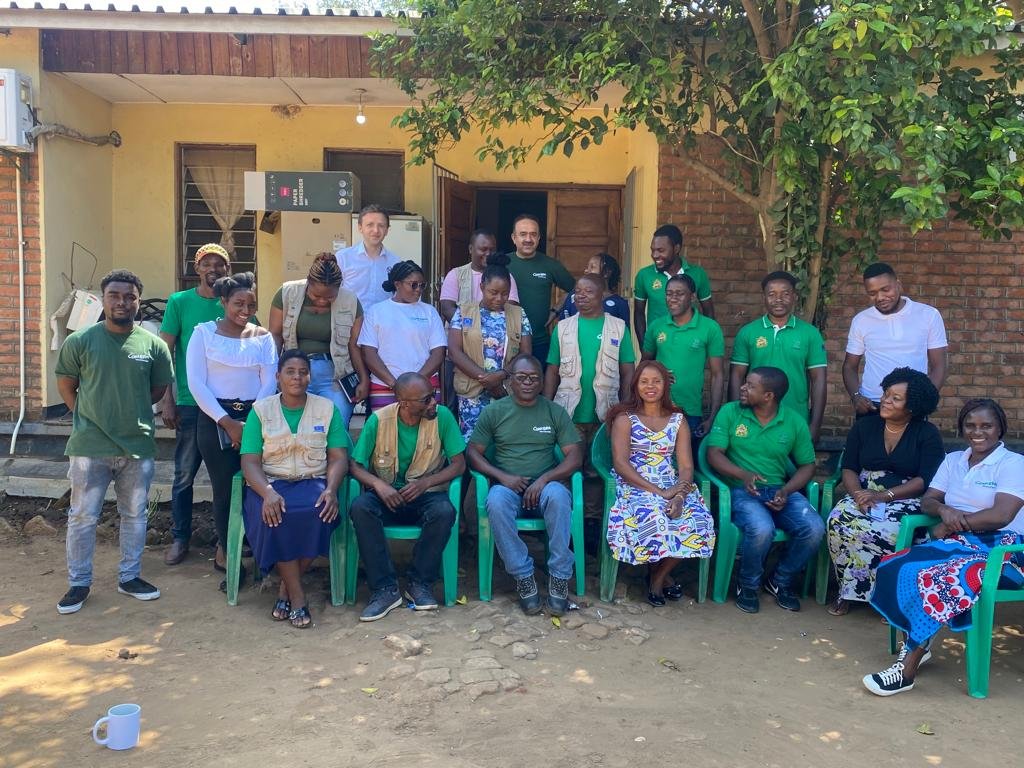 ova_tenx's tweet photo. Concern Worldwide Nsanje team https://t.co/92Vp1gpX2g